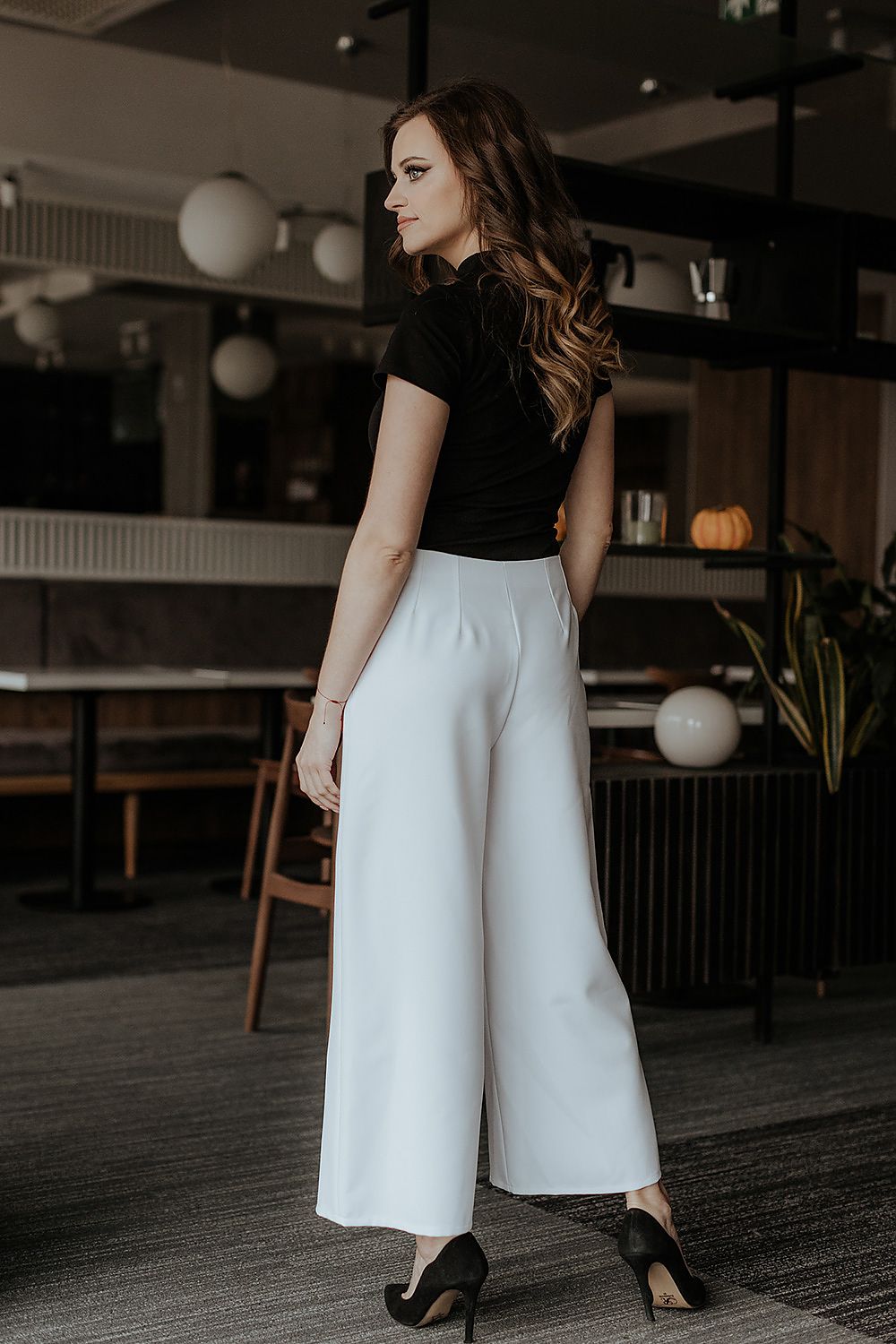 Women trousers model 176702 Tessita - Trendyglobal 