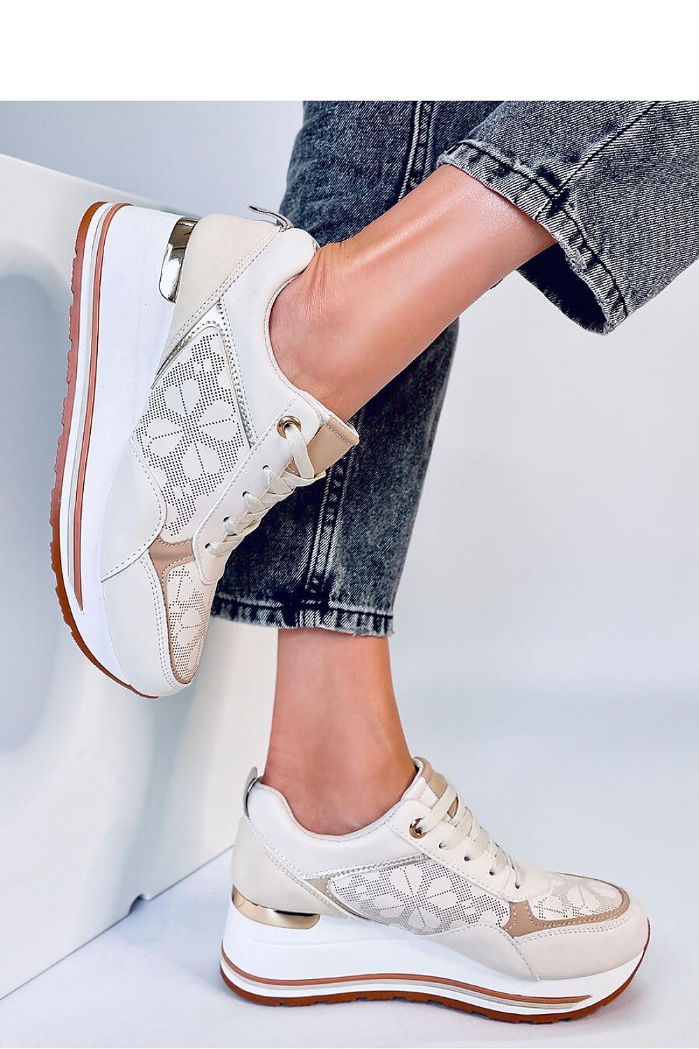 Wedge heel sneakers model 178755 Inello - Trendyglobal 