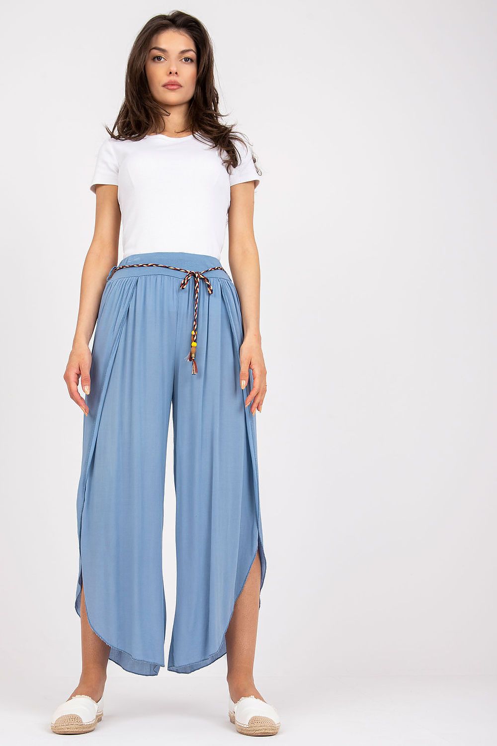 Women trousers model 198382 Och Bella - Trendyglobal 