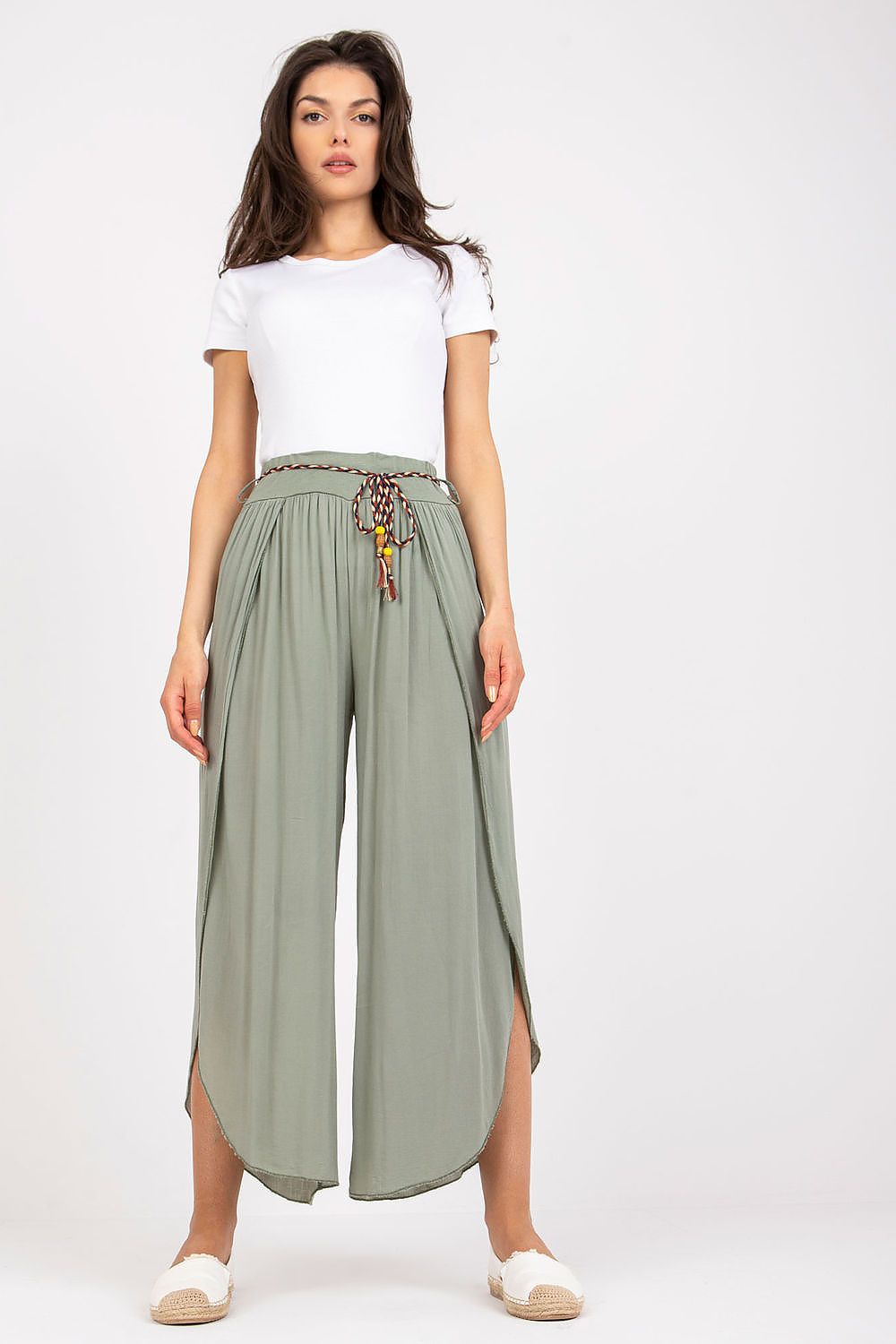 Women trousers model 198382 Och Bella - Trendyglobal 