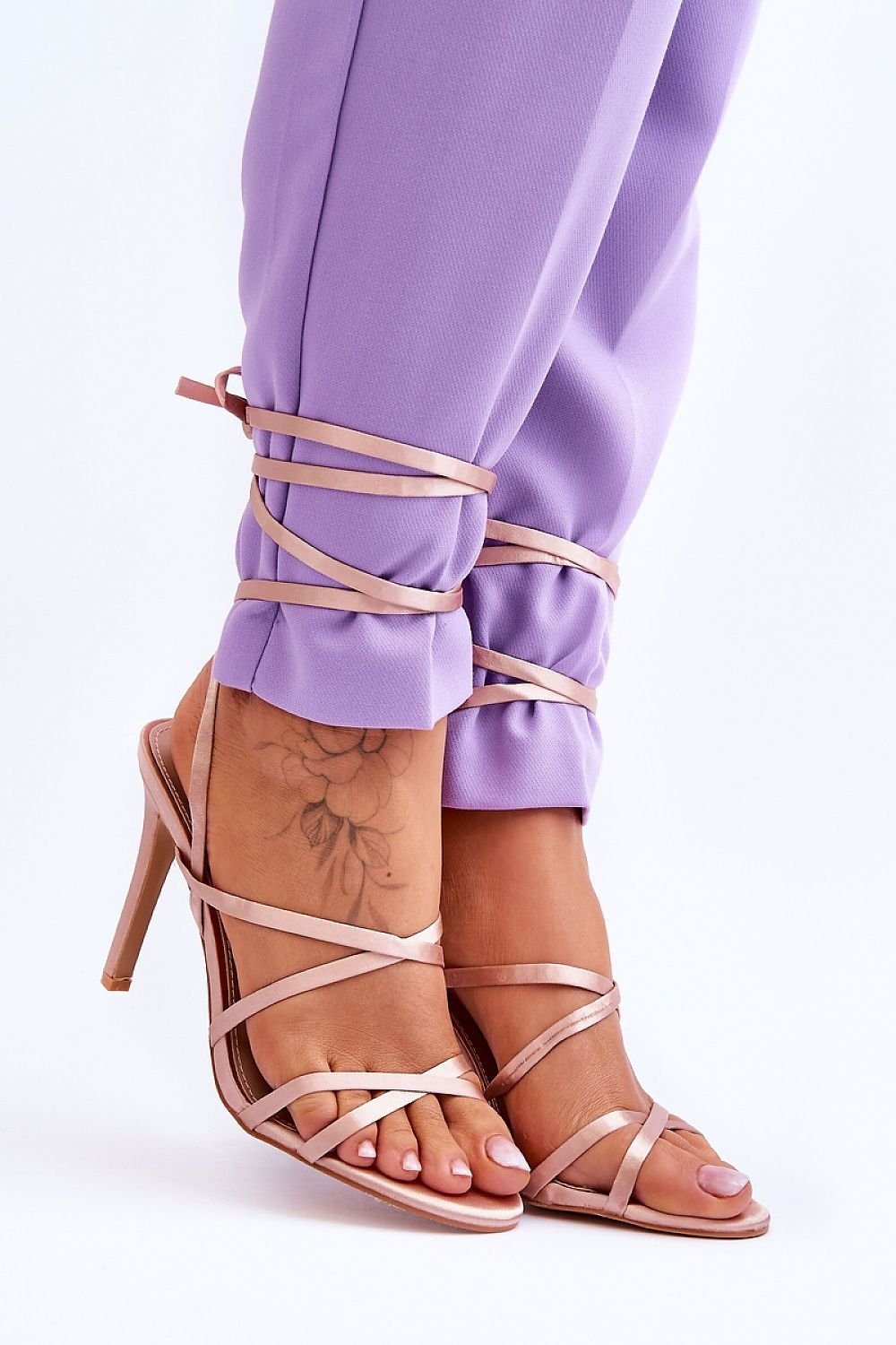 Strappy sandals model 179632 Step in style - Trendyglobal 