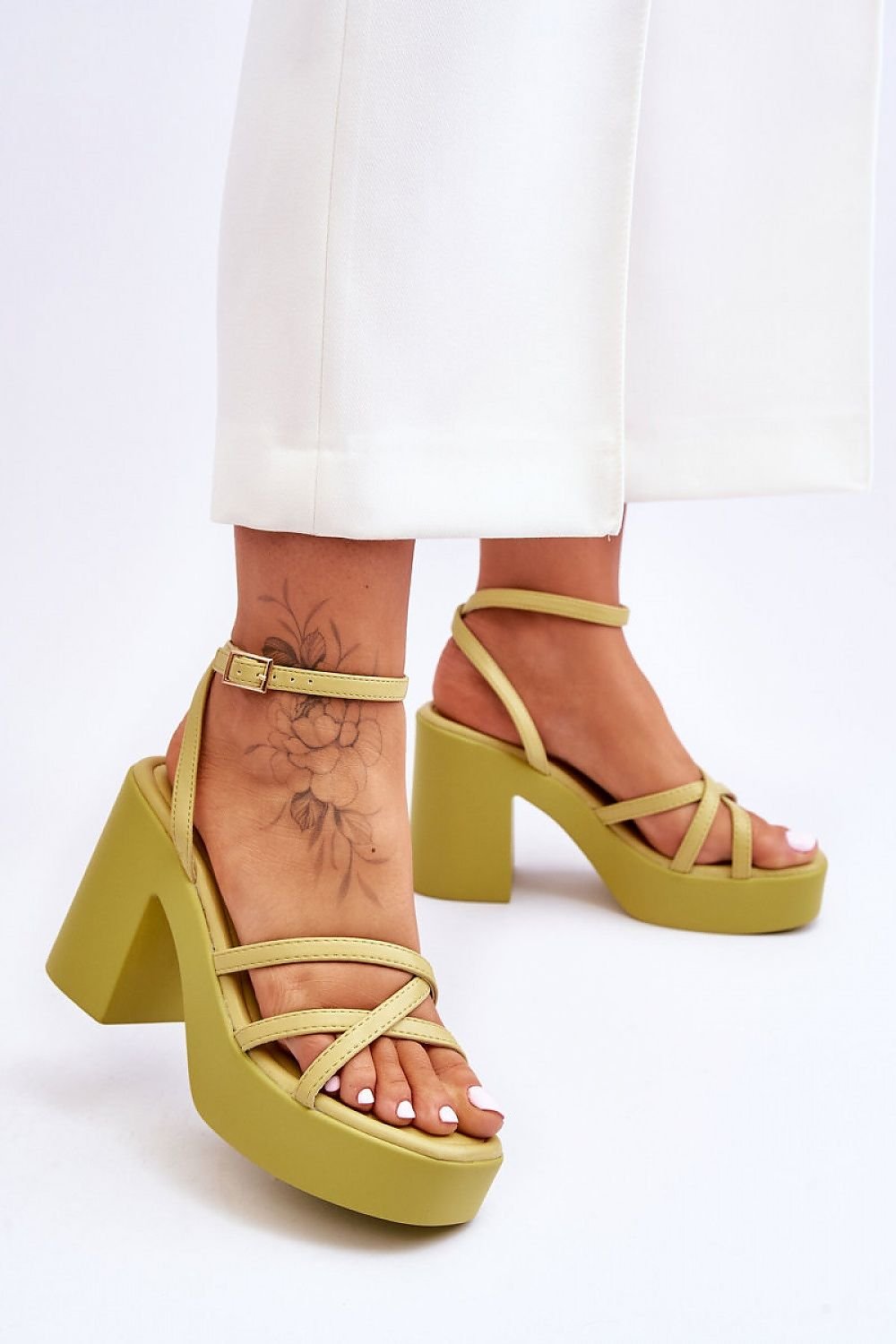 Heel sandals model 180546 Step in style - Trendyglobal 