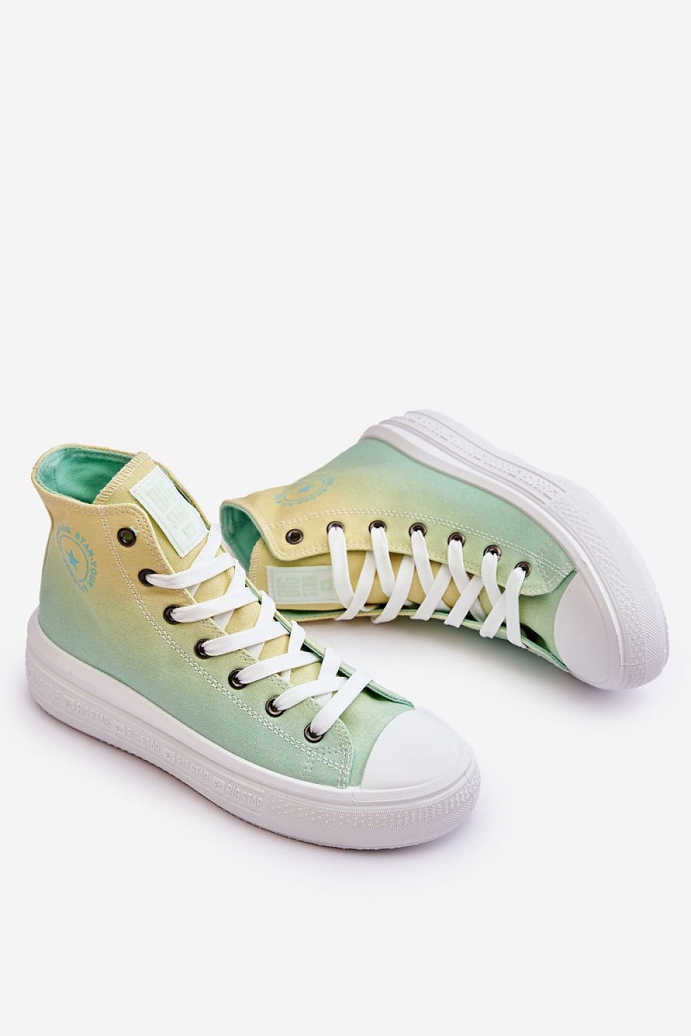 Sneakers model 180652 Step in style - Trendyglobal 