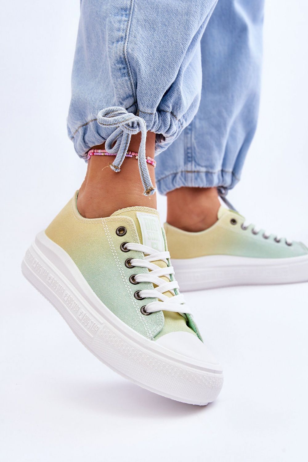 Sneakers model 180654 Step in style - Trendyglobal 