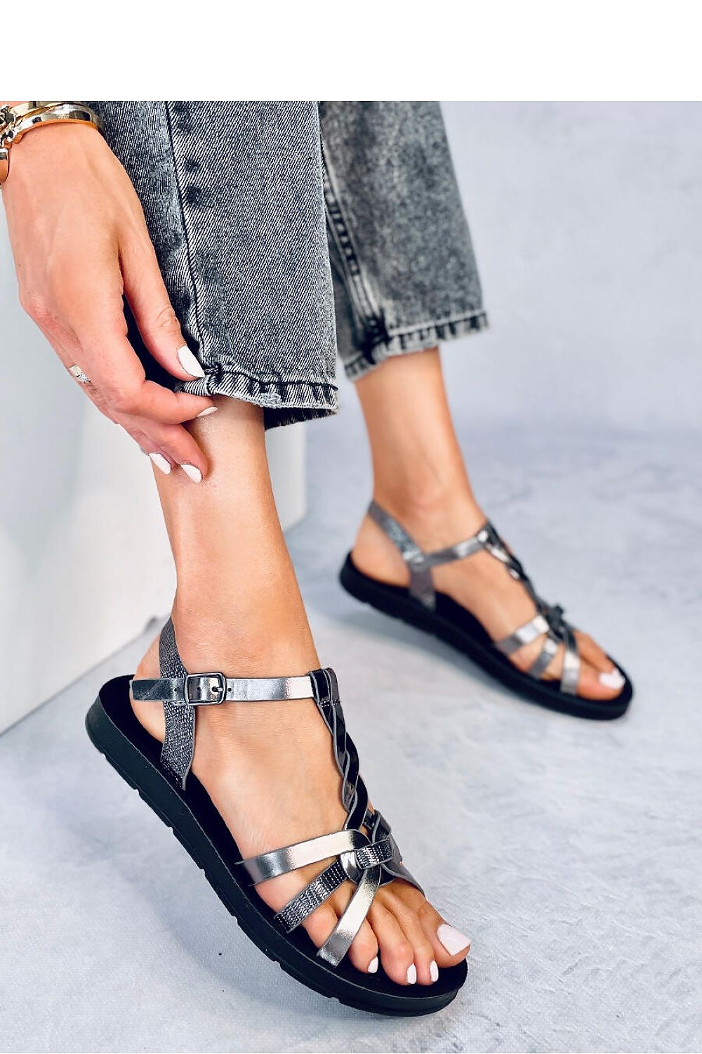 Sandals model 181050 Inello - Trendyglobal 