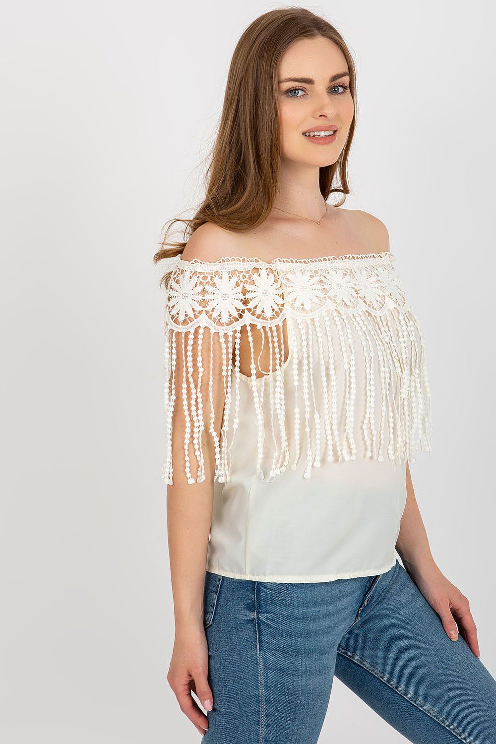 Blouse model 181496 AT - Trendyglobal 