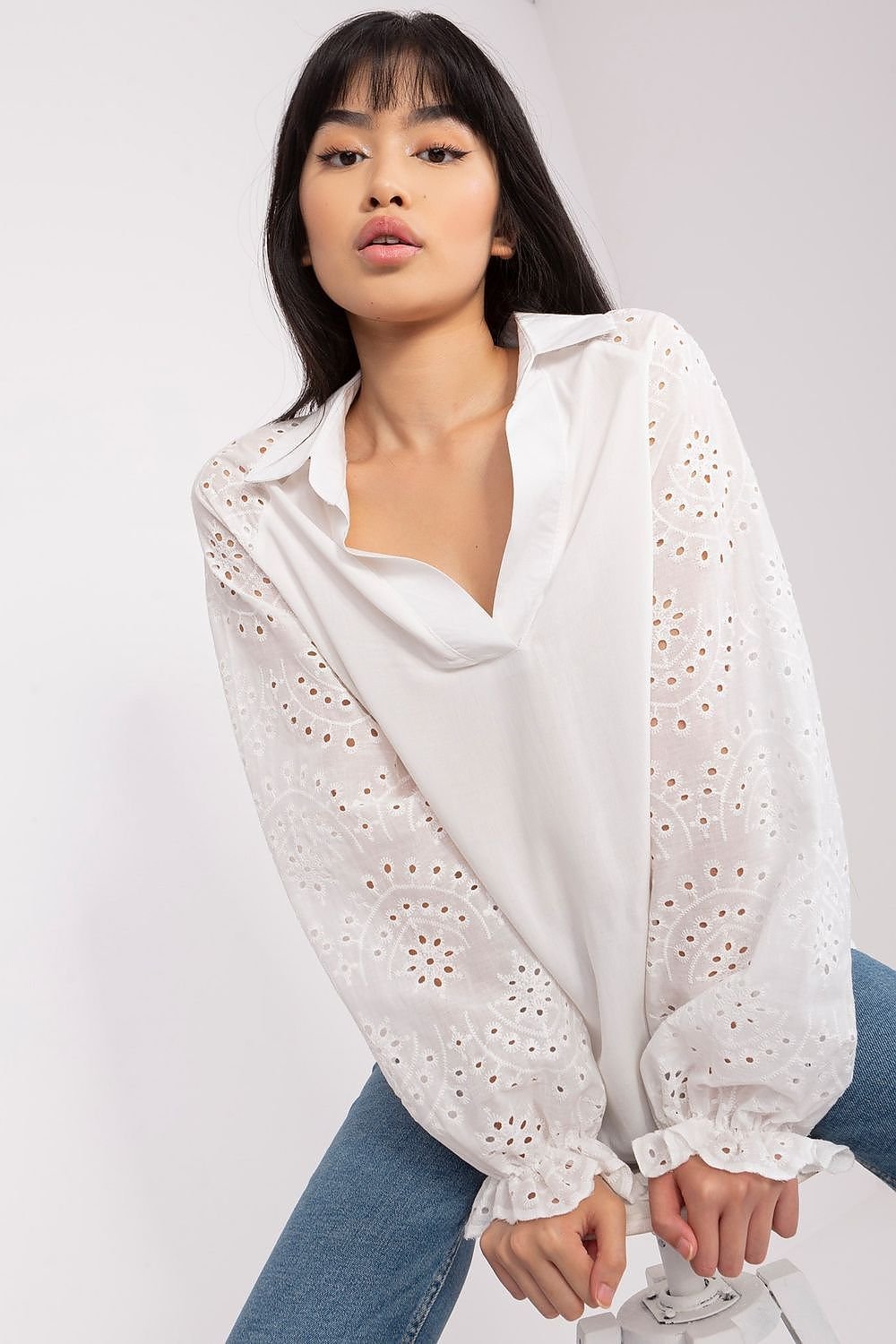 Blouse model 182077 Lakerta - Trendyglobal 