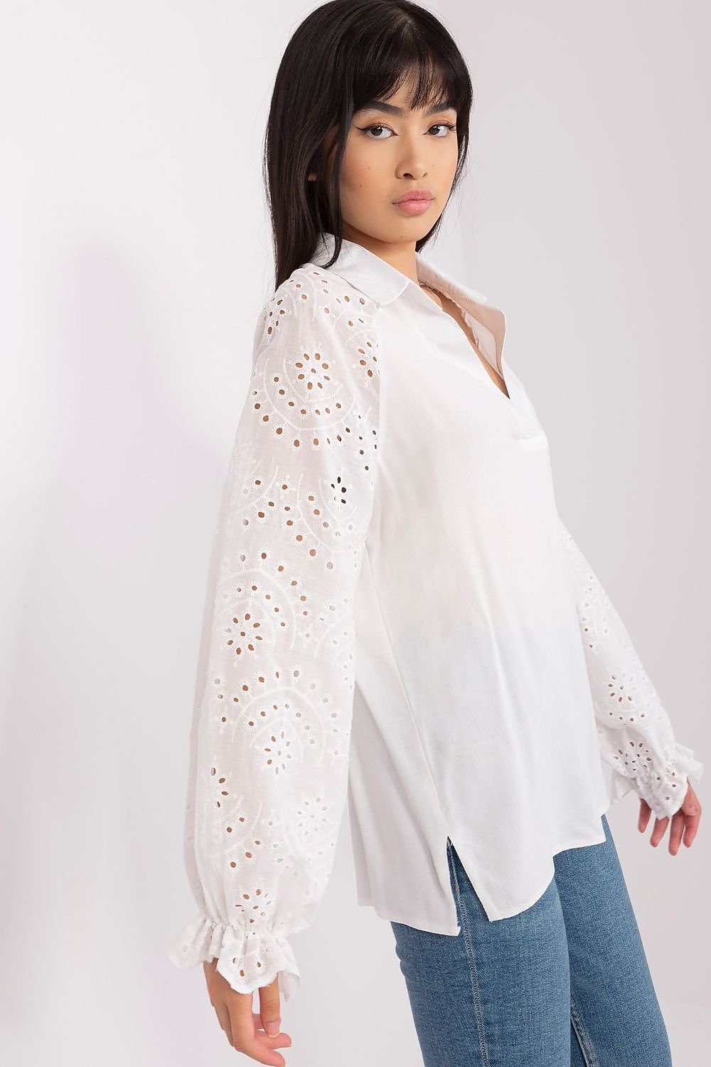 Blouse model 182077 Lakerta - Trendyglobal 