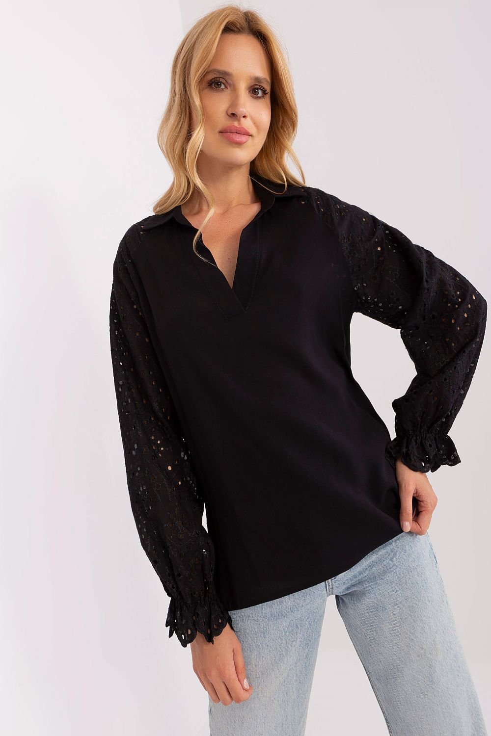 Blouse model 182077 Lakerta - Trendyglobal 