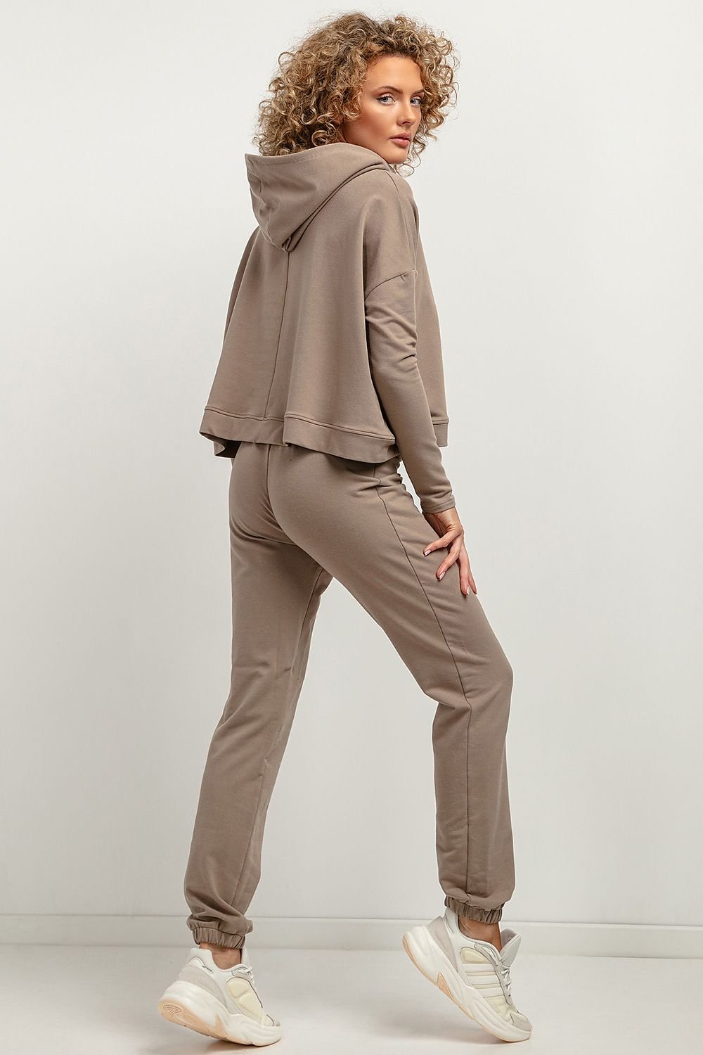 Tracksuit trousers model 191812 Tessita - Trendyglobal 