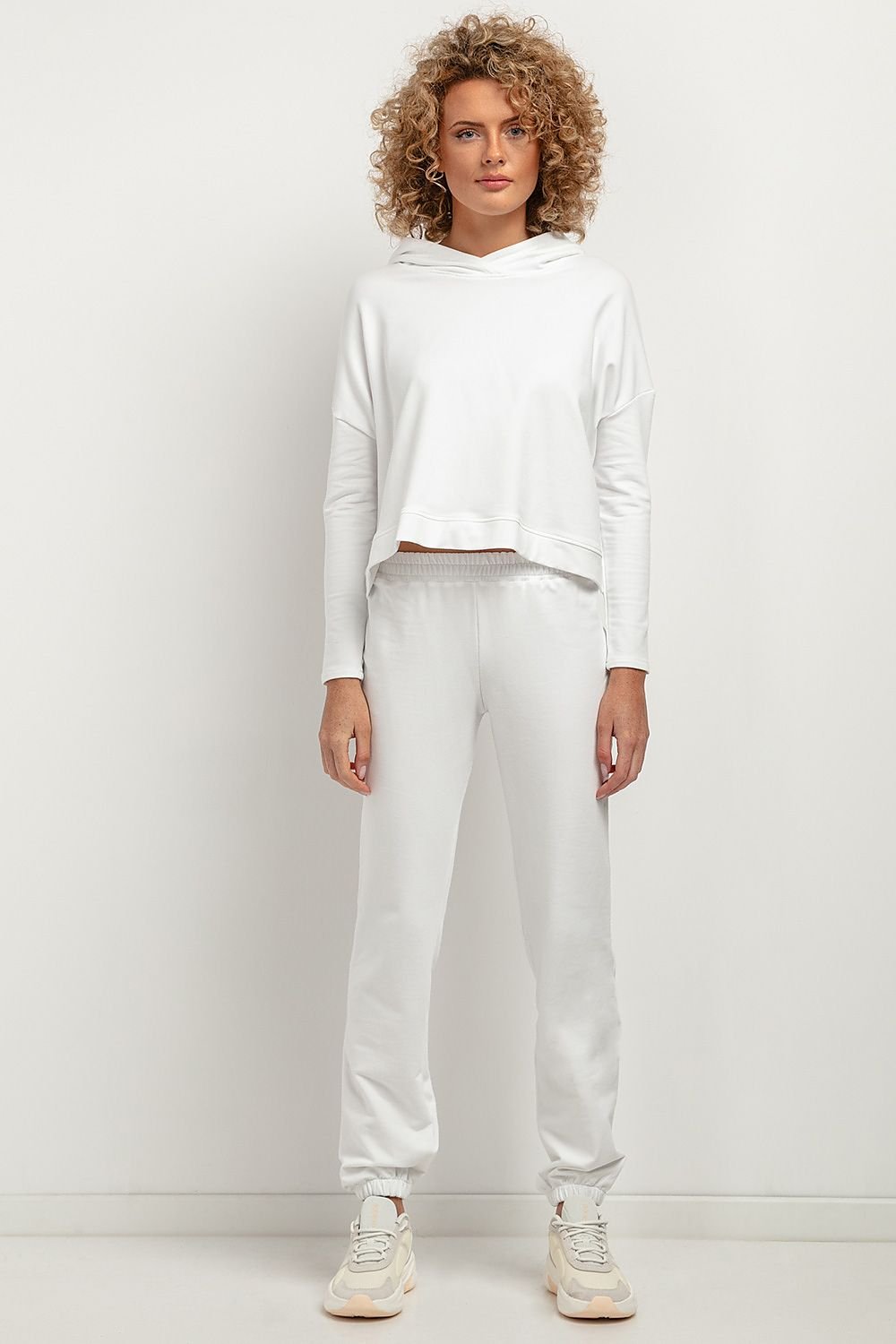 Tracksuit trousers model 191812 Tessita - Trendyglobal 