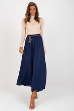 Women trousers model 196768 Och Bella - Trendyglobal 