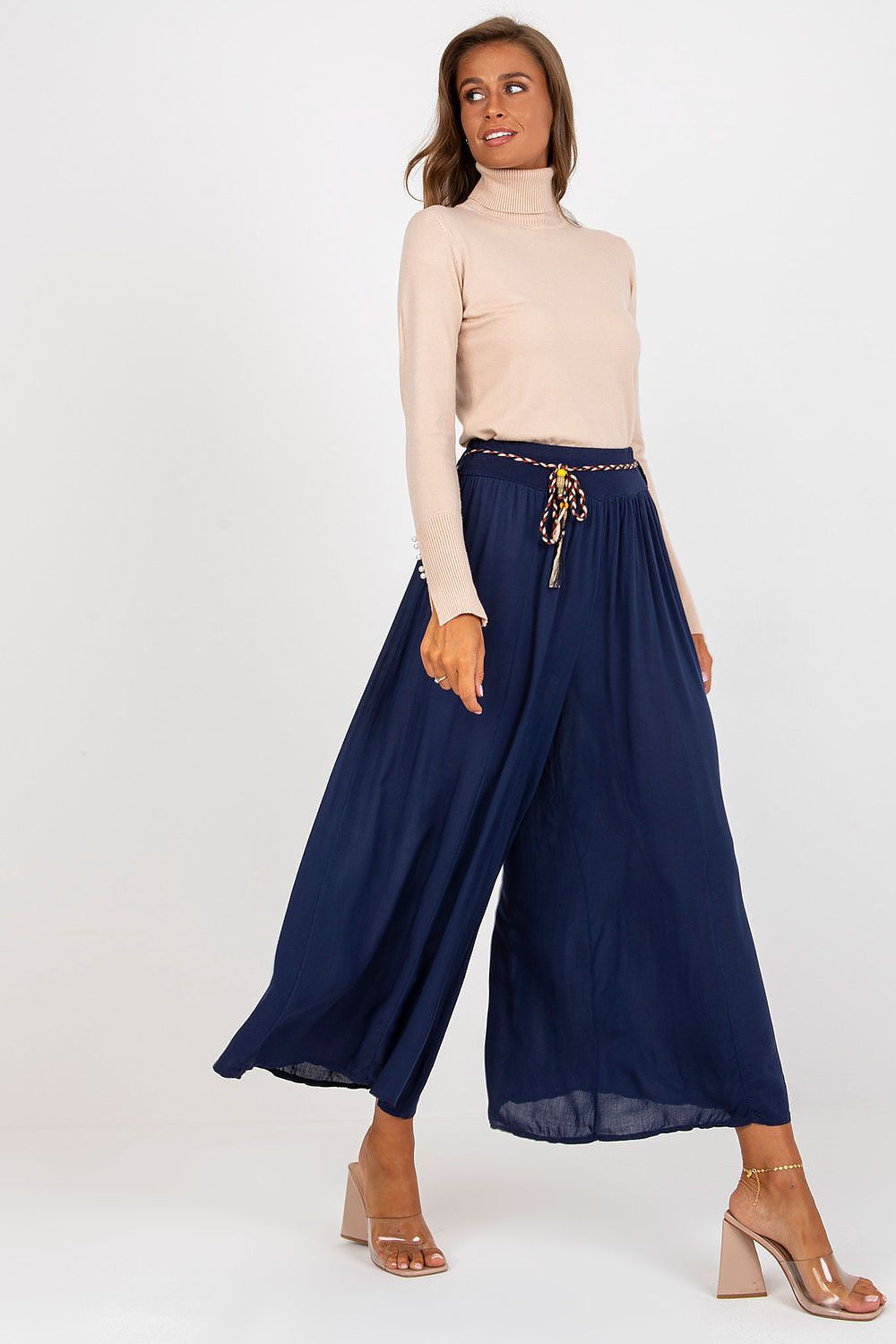 Women trousers model 196768 Och Bella - Trendyglobal 