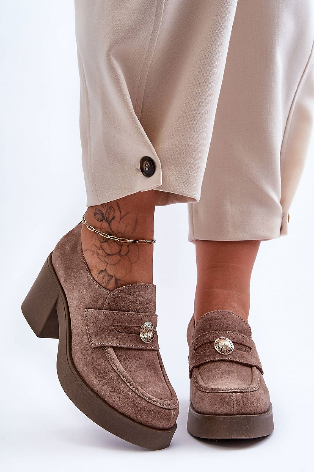 Heeled low shoes model 183950 Step in style - Trendyglobal 