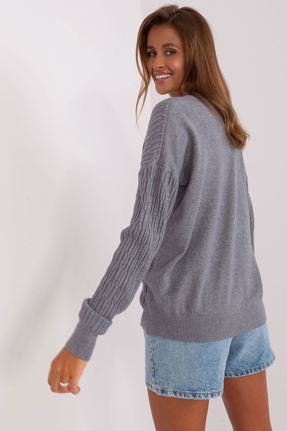 Jumper model 185727 AT - Trendyglobal 