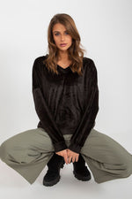 Sweatshirt model 185958 Relevance - Trendyglobal 