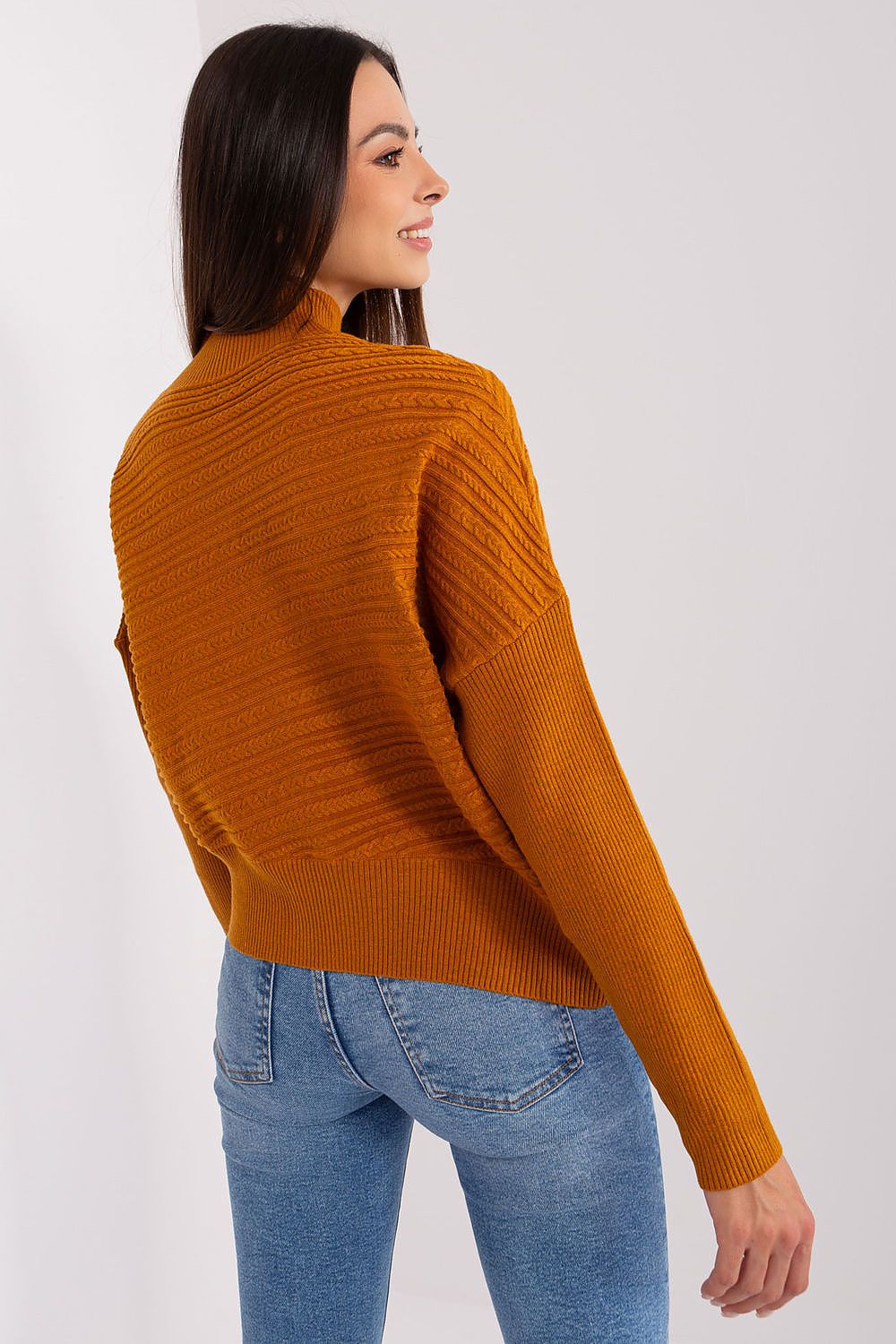 Jumper model 186573 AT - Trendyglobal 