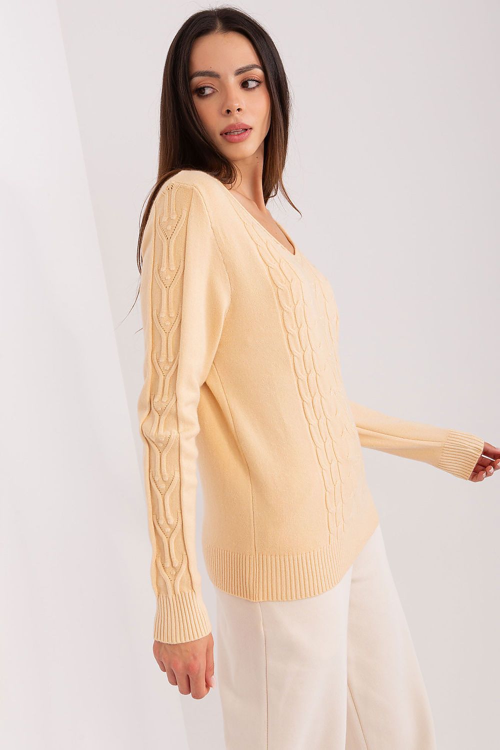 Jumper model 186583 AT - Trendyglobal 