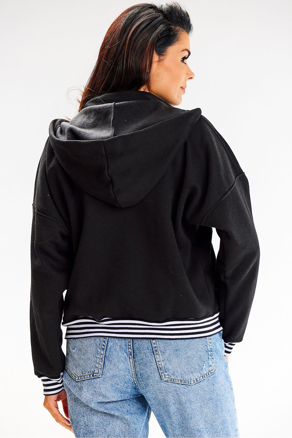 Sweatshirt model 187134 awama - Trendyglobal 