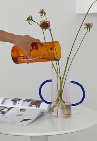 Dopamin Glass Blomster Vases med Håndtak – Lekfull Midtpunktvase