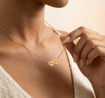 Personalisert Hjerteformet Navnehalskjede - Sammenflettet Design