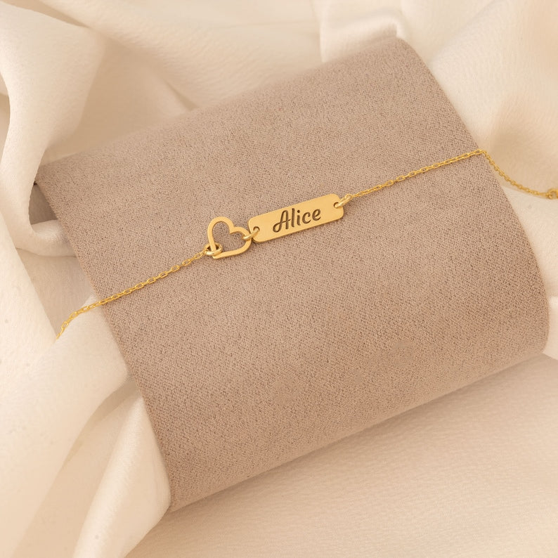 Armbånd Dame - Hult Hjerte Tilpasset Navn Design