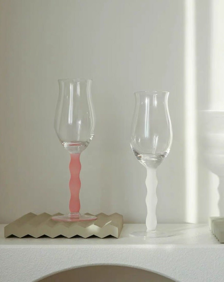 Handblown Retro Wavy Rose Wine Glasses Set of 4 Pcs ( $14.9 Each ) - Trendyglobal 