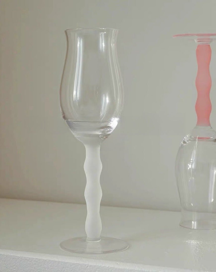 Handblown Retro Wavy Rose Wine Glasses Set of 4 Pcs ( $14.9 Each ) - Trendyglobal 