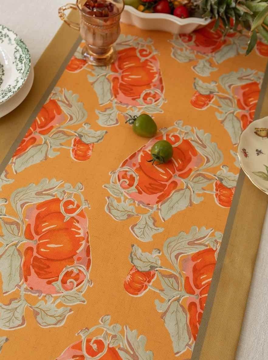 Italian Style Decorative Table Runner for Elegant Fall Table Setting