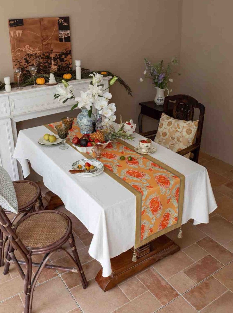 Italian Style Decorative Table Runner for Elegant Fall Table Setting