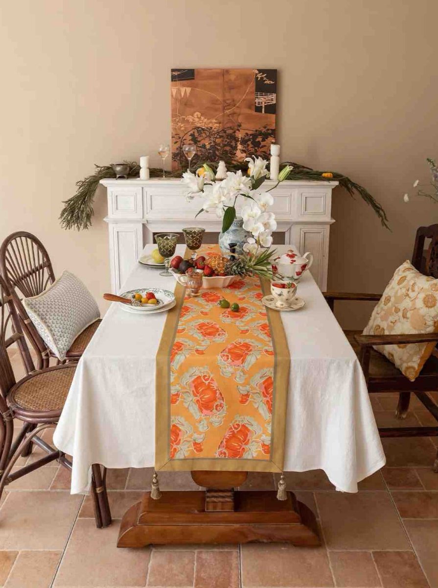 Italian Style Decorative Table Runner for Elegant Fall Table Setting