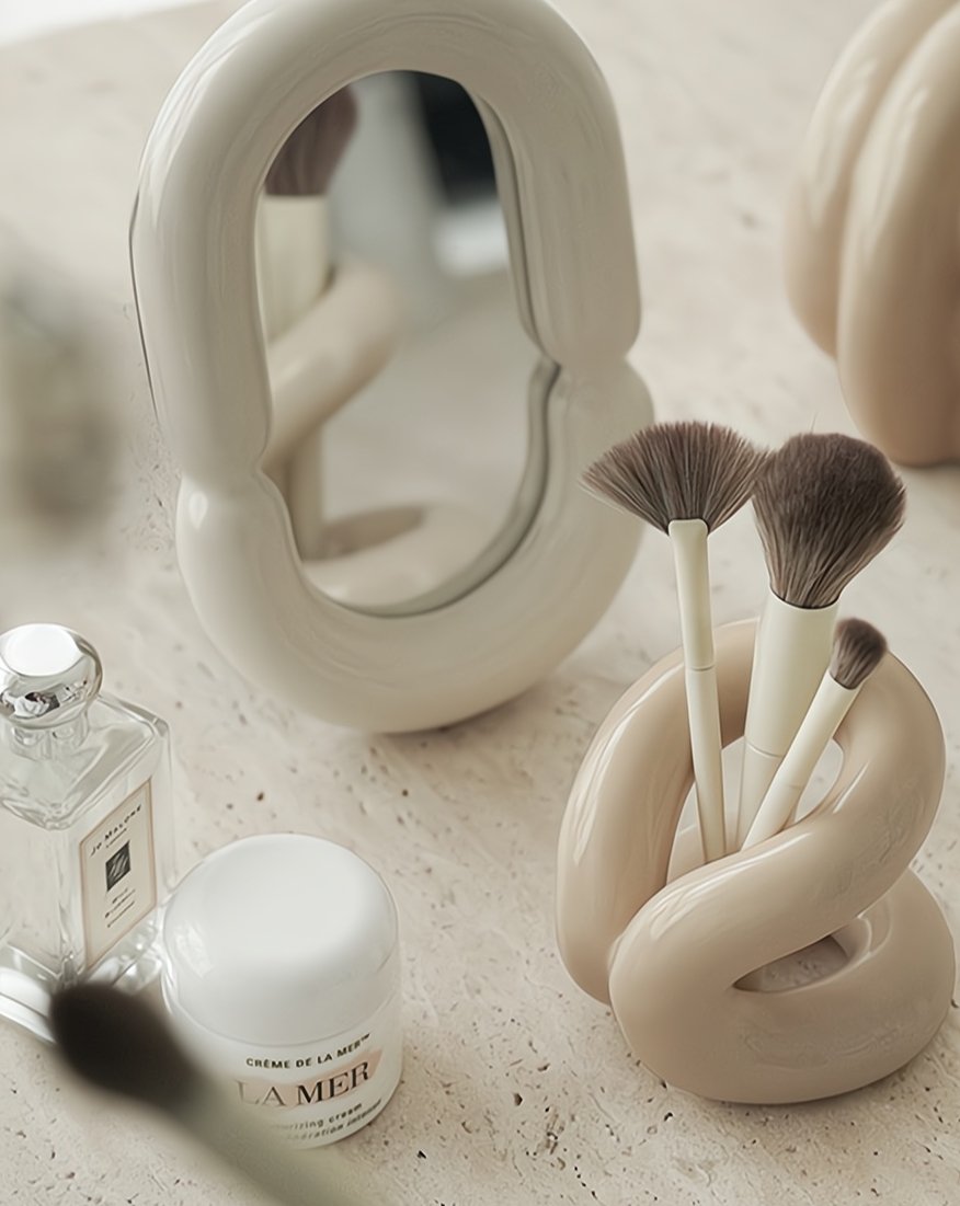 Nordic Style Ceramic Foundation Brushes Holders - Trendyglobal 