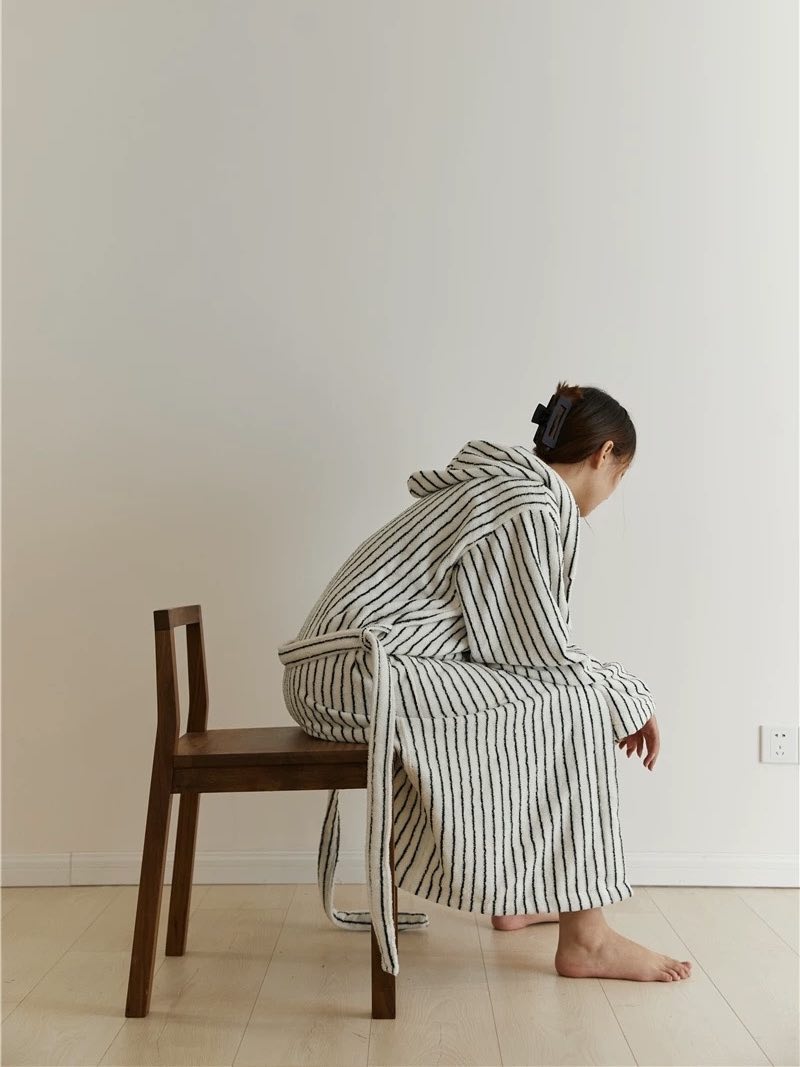 Retro 100% ORGANIC Long-stapled Cotton Hooded Stripe Bath Robe - Trendyglobal 