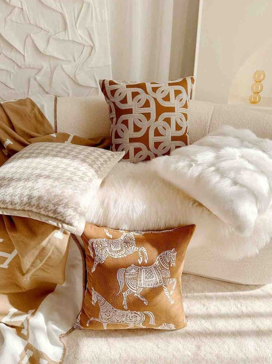 Safari Decorative Terracotta Throw Pillowcase, Earthy Tone Modern Fall Decors - Trendyglobal 